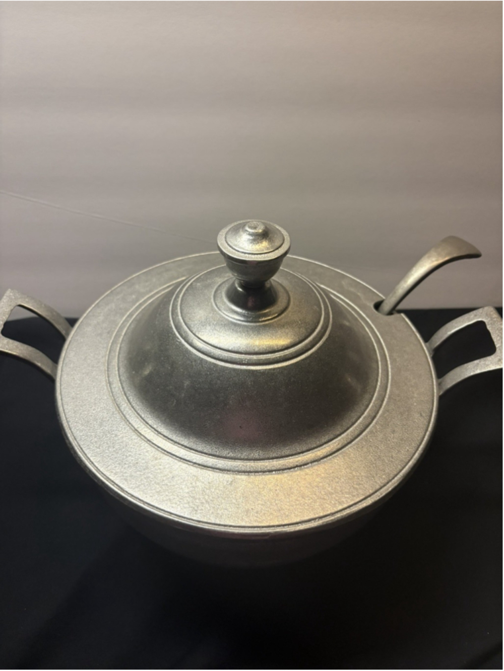 VTG Wilton Mount Joy PA Armetale Tavern Pewter RWP Soup Tureen w/Lid & Ladle